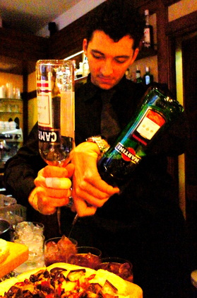 Barman makes Negronis.JPG